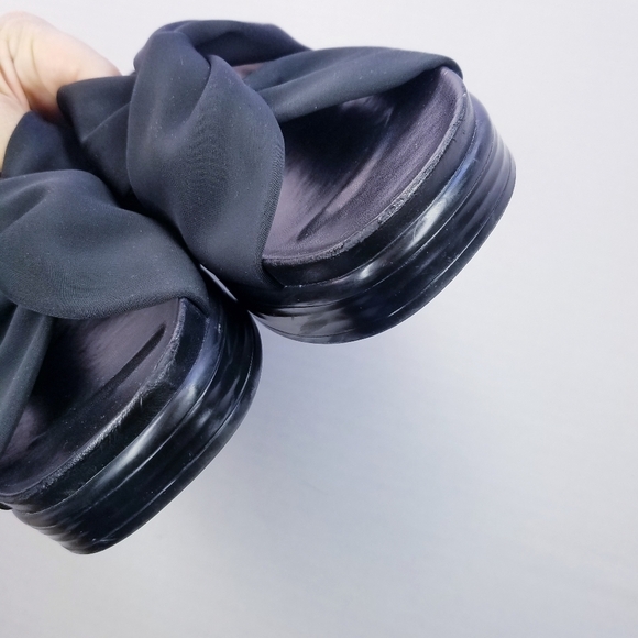 🌸Donald J Pliner | Platform Slip on‎ Sandals size 9, Black - Picture 4 of 5